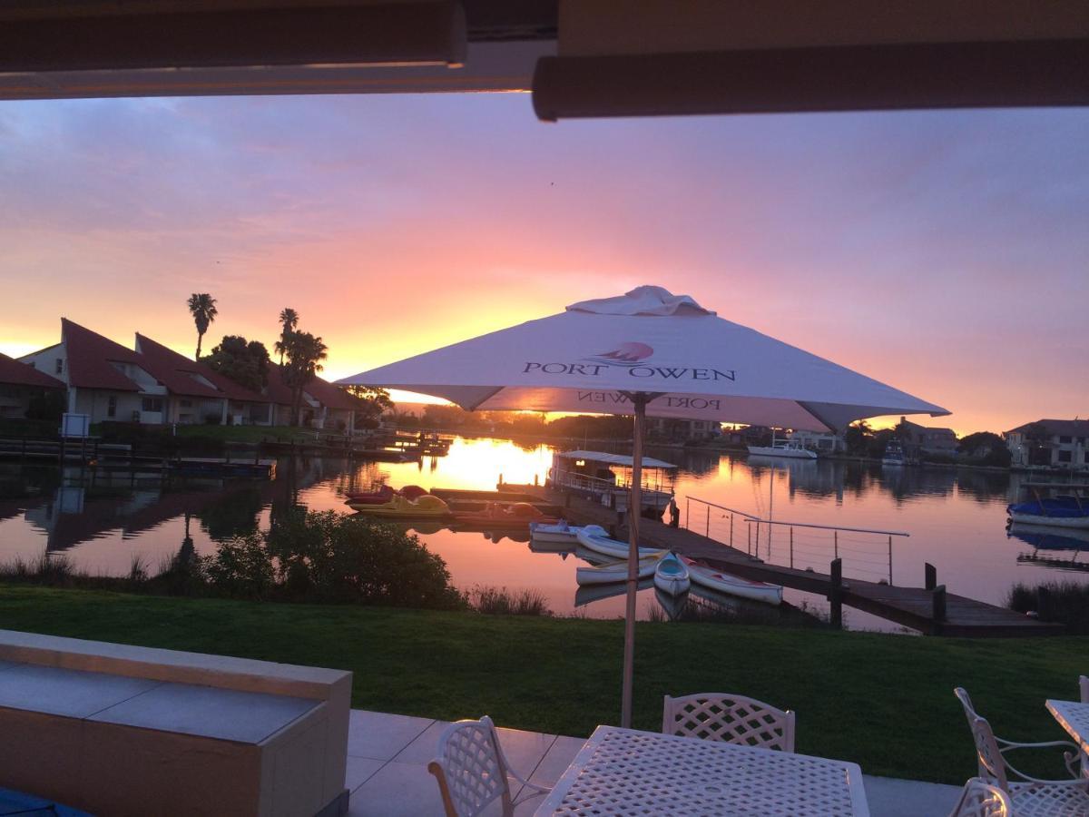 Апартаменты First Group Port Owen Marina Фелддриф Экстерьер фото