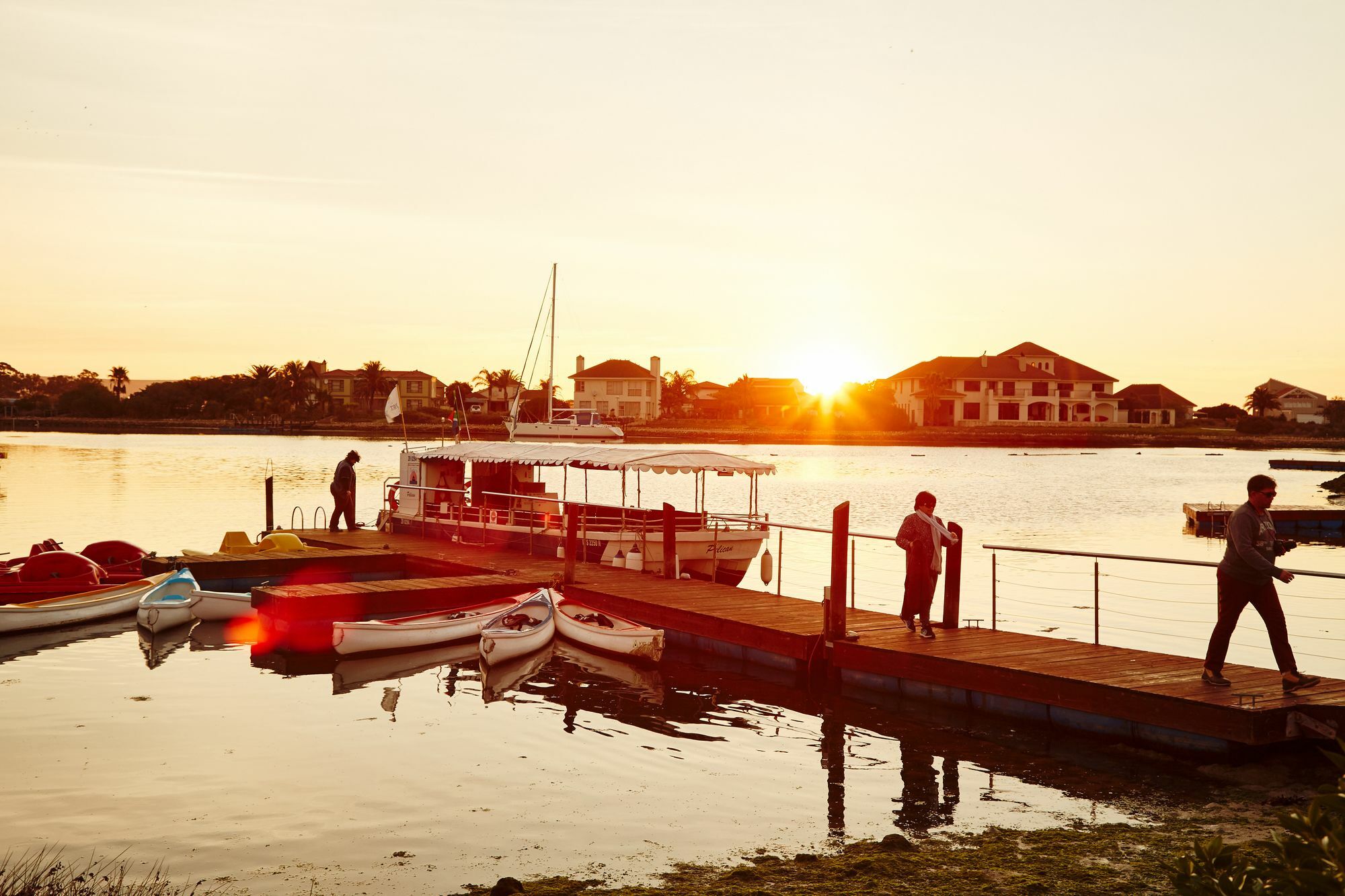 Апартаменты First Group Port Owen Marina Фелддриф Экстерьер фото