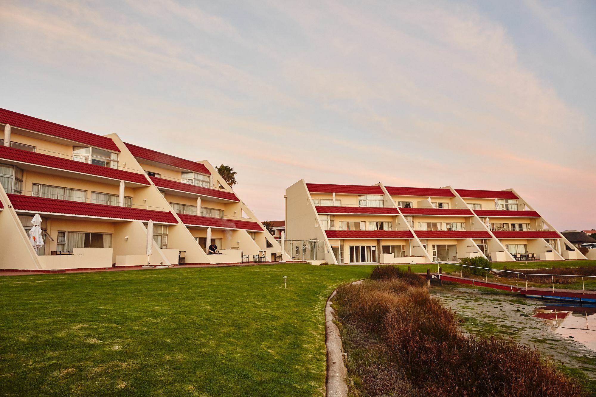 Апартаменты First Group Port Owen Marina Фелддриф Экстерьер фото