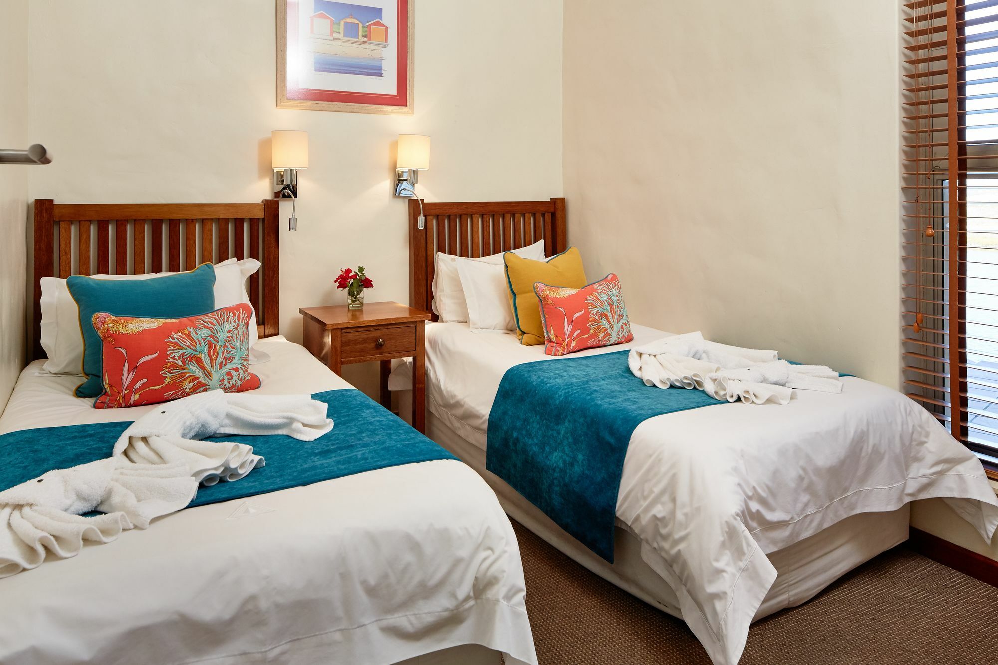 Апартаменты First Group Port Owen Marina Фелддриф Экстерьер фото